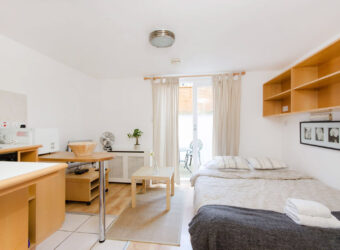 شقة مفروشة ستوديو في الرفاع الغربي